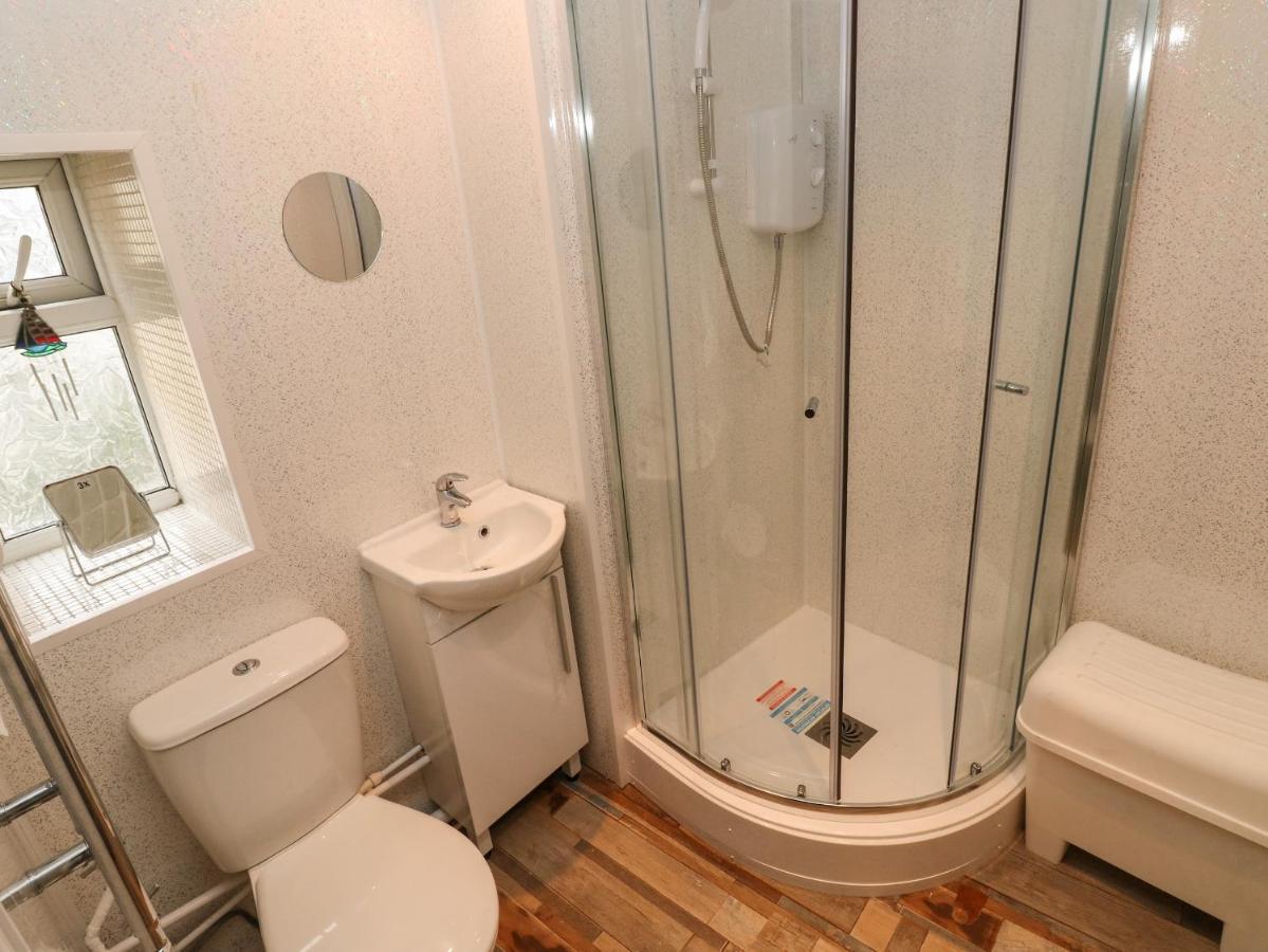 Cobwebs Corner Villa Porthcawl Exterior photo